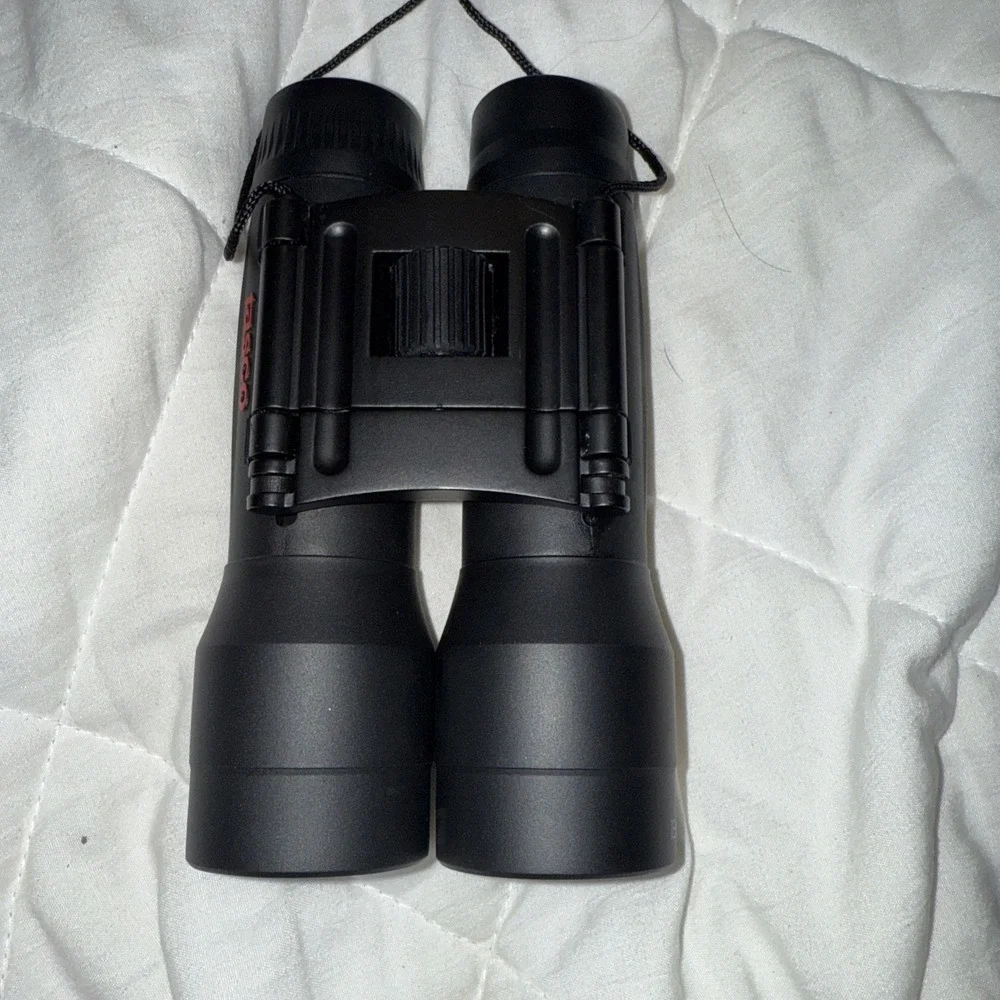 TASCO ES16X32 Essentials Binocular